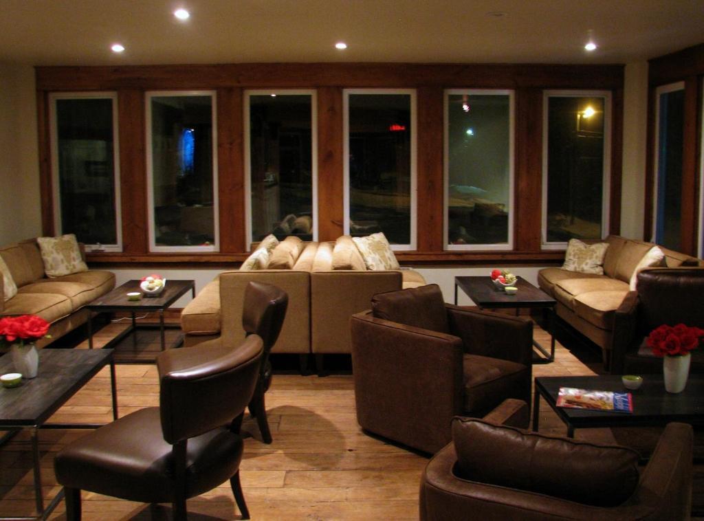 Pine Lodge Muskoka Huntsville Extérieur photo