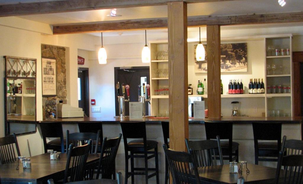 Pine Lodge Muskoka Huntsville Extérieur photo