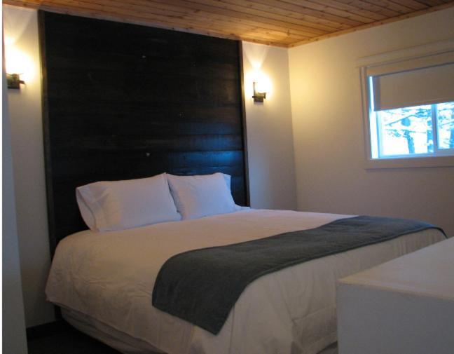 Pine Lodge Muskoka Huntsville Extérieur photo