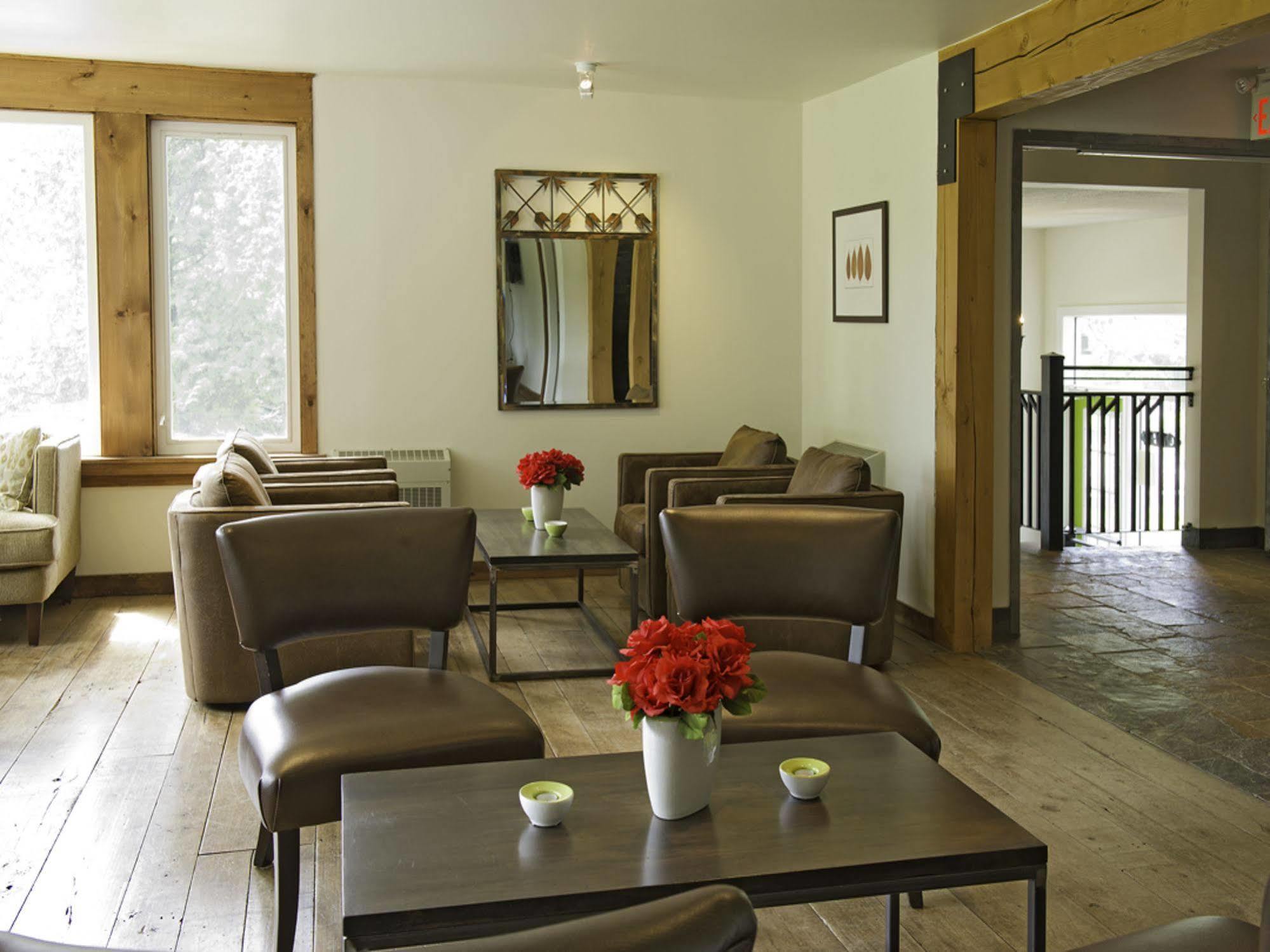 Pine Lodge Muskoka Huntsville Extérieur photo
